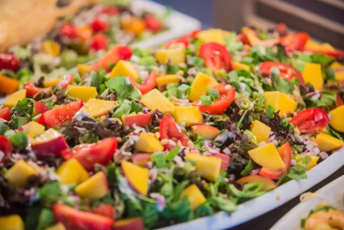 Buffet met verse salades